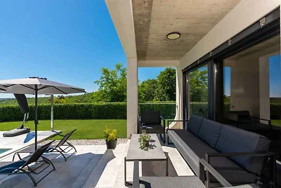 FerienHaus mit Swimmingpool und Meerblick