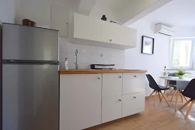 Ferienwohnung mit Klimaanlage und Meerblick