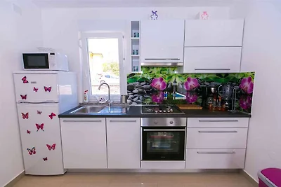 Ferienhaus mit Pool und Klimaanlage