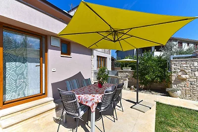 Ferienwohnung mit Klimaanlage und Terrasse