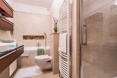 Ferienwohnung mit Klimaanlage und Poolnutzung