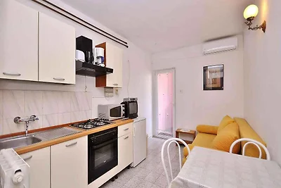 Ferienwohnung in Strandnähe mit Pool