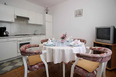 Ferienwohnung mit Klimaanlage und Meerblick