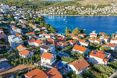 Ferienhaus mit Klimaanlage und Pool