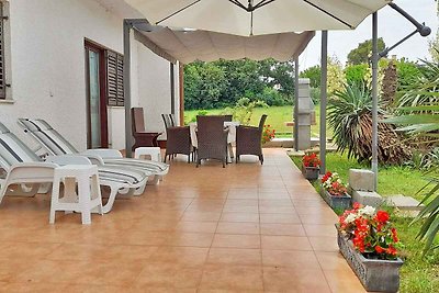 Ferienwohnung mit Terrasse und Klimaanlage