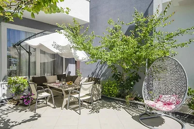 Apartments Ljubica – Eine ruhige Oase mit Mee