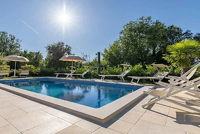 Villa mit Pool