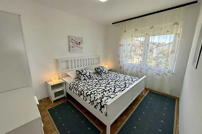 Ferienwohnung mit 3 Schlafzimmern und Balkon