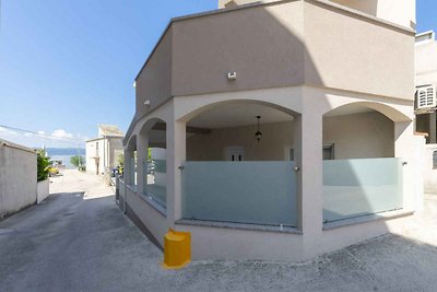 Ferienwohnung mit Terrasse und Grill