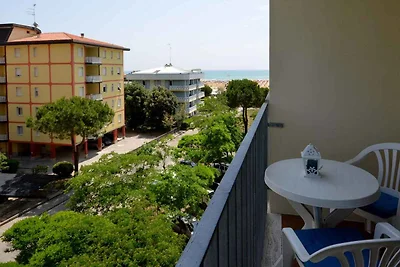 Studio mit Balkon und Klimaanlage