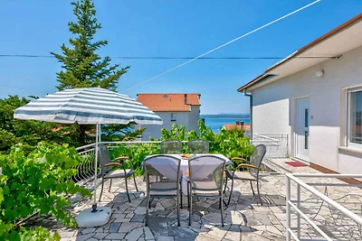 Ferienwohnung mit Terrasse und Meerblick