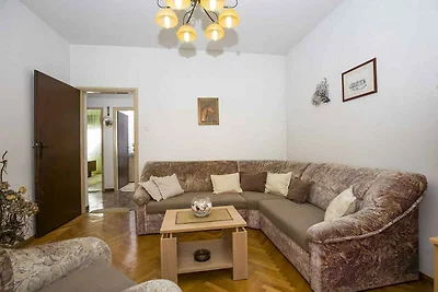 Apartment für vier Personen, nur 200 Meter vo