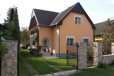 Ferienhaus mit Wellnesseinrichtungen und