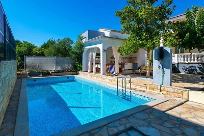 Ferienhaus mit Pool