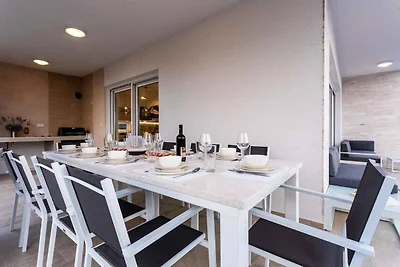 Ferienhaus mit Pool