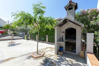 Ferienwohnung mit Balkon und Grill