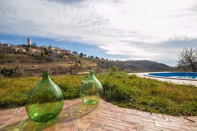 Ferienhaus mit Pool, Klimaanlage, Grill und i