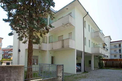 Ferienwohnung mit Klimaanlage und Balkon