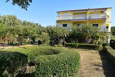 Ferienwohnung mit Grill und Kinderspielplatz