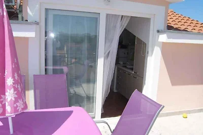 Studio mit Meerblick und Klimaanlage.