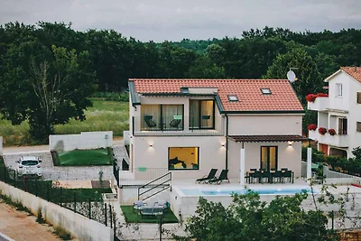 Villa mit Pool, Klimaanlage