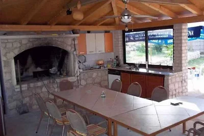 Idyllisches Ferienhaus Nusret auf der Insel