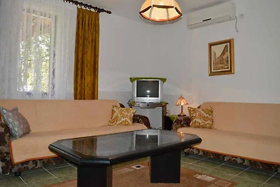 Apartment mit einem Schlafzimmer und Terrasse