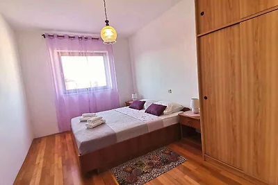 Ferienwohnung FLORIS mit Meerblick