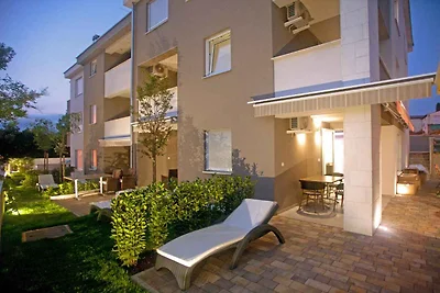 Appartamento Vacanza con famiglia Njivice