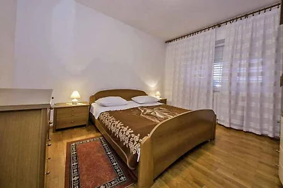 Apartment mit zwei Schlafzimmern und grosser 