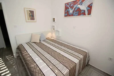 Ferienwohnung mit Balkon und Klimaanlage