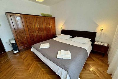 Ferienwohnung klimatisiert mit Balkon