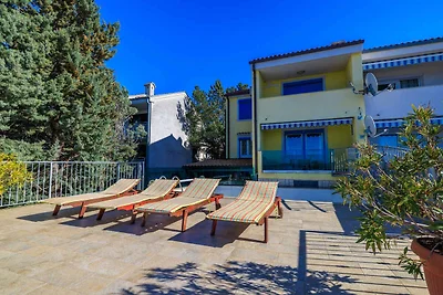 Holiday flat family holiday Klenovica