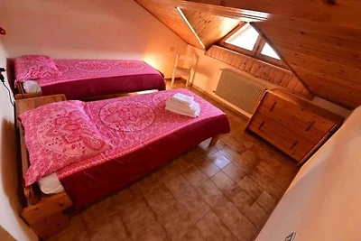 Ferienwohnung mit Balkon und WIFI