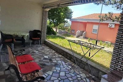 Studio mit Klimaanlage und Terrasse