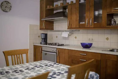 Apartment mit zwei Schlafzimmern und grosser 