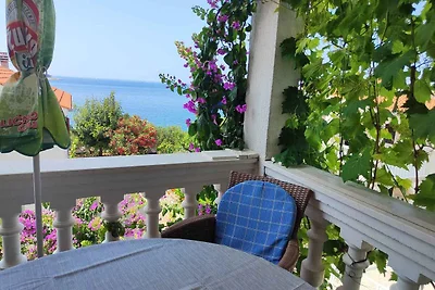 Ferienwohnung mit Terrasse und Meerblick