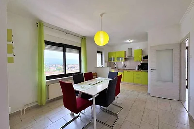 Ferienwohnung mit Balkon und Klimaanlage