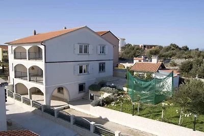 Ferienwohnung mit Meerblick 250 m vom Strand