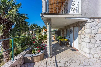 Studio mit Klimaanlage und Terrasse