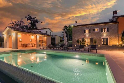 FerienHaus mit geheiztem Pool