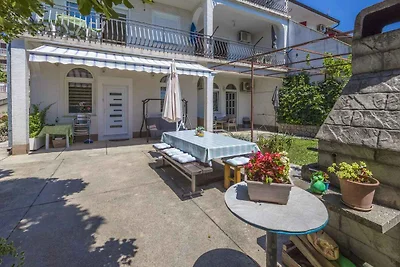 Ferienwohnung mit Terrasse und Meersicht