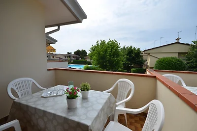 Ferienwohnung mit Balkon und Pool