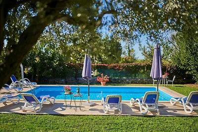 Villa mit Klimaanlage und Pool