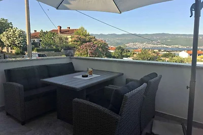 Ferienwohnung sa terasom u blizini mora
