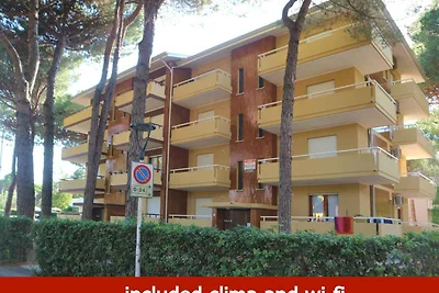 Ferienwohnung mit Klimaanlage und Balkon