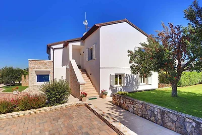 Villa mit Pool, Sauna und Jacuzzi