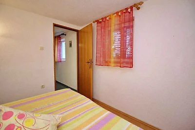 Ferienwohnung mit Terrasse und Grill