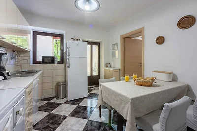 Ferienhaus mit Klimaanlage und Aussenpool