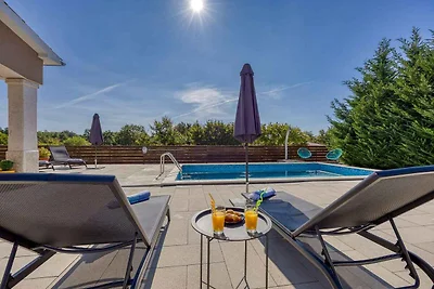 FerienHaus mit Pool